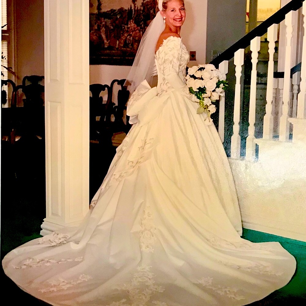 This Gown Is A Ball ! - Picture 11 of 11